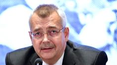 Šéf Slavie Tvrdík je v nemocnici, musel na akutní operaci na onkologii