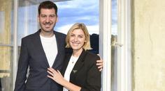 Moderátor Říbal musel zrušit dovolenou. Jeho žena skončila na operačním sále