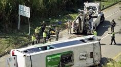 Při havárii autobusu na jihozápadě Kolumbie zemřelo nejméně 20 lidí