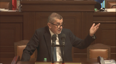 Babiš naštval prezidenta výroky o důchodech. Měli jsme dohodu, říká Hrad