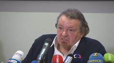 Ať o mně rozhodne výkonný výbor! Král může být tento týden odvolán z funkce