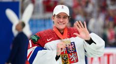 Češi mají na soupisce pro MS 22 jmen. Dorazí vytoužená posila z NHL?