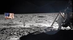 NASA chce opět poslat člověka na měsíc. Podobný plán má i Rusko