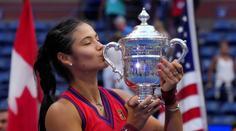Loni senzačně vyhrála. Letos na US Open končí už v prvním kole a padá žebříčkem