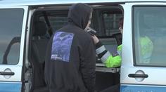 Dítě v Plzni ukradlo auto rodičům. Srazilo motorkáře a ujelo