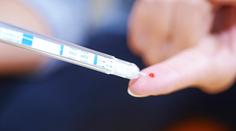 V Česku stoupá počet nakažených HIV, šíří se i další vážné nemoci
