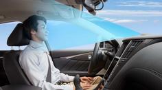Nissan se pouští na tenký led. Auto půjde řídit bez rukou na volantu