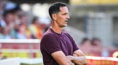 Ani otočka proti Slavii nepomohla. Lens vyhodilo trenéra za bizarních okolností