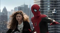 Zendaya a Tom Holland si vyzkoušeli basketbal. Spider-Man točil míč na prstě