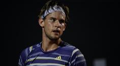 Thiem to opět schytal, tenistka mu ukázala, v jakých podmínkách hraje 