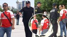 Stůjte, ty dresy nejsou vhodné! Policie v Baku řeší fandy Arsenalu
