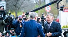 Nesprávný okamžik i forma. Postoj české vlády ke Slovensku překvapil odborníky