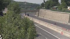 Dálnice D11 je po demolici mostu už průjezdná. Viníkovi hrozí pokuta
