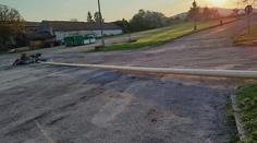 Fantom rozplakal děti a zklamal kolegy. Po svítání podřezal májky