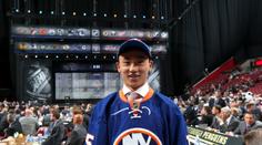 Do NHL přichází první Číňan! Šanci mu dali Islanders a čekají zisk