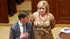 Jeden den za čtyři miliony. Schillerová chce schůze svolávat donekonečna