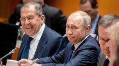Putin urazil svého ministra Lavrova. Měl ho nazvat srabem a b***rantem