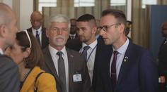 Pavel dorazil do Connecticutu. Navštíví zbrojařskou firmu Colt