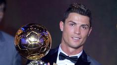 Ronaldo je nejlepším vítězem Zlatého míče všech dob. Porazil Messiho i sám sebe