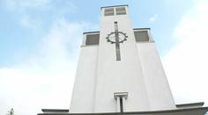 Rozloučení s Libuší Šafránkovou se blíží. Byli jsme v kostele, kde se koná