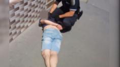 Řidič nadýchal přes 3,5 promile. Pak policisty dostal svými řečmi 