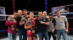 Tohle je šest nových PFL šampionů a milionářů. Královna boxu poprvé padla