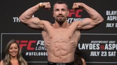 Slovák Klein má další výhru v UFC. Soupeře udolal na body