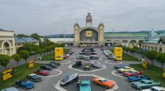 Na automobilové Legendy se chystají tisíce lidí. Výstava se koná celý víkend