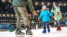 PŘEHLED: Venkovní kluziště v Česku otevírají. Na řadě míst už můžete na led
