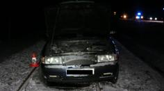 Spletl si auto s drezínou. Podnapilý cizinec omylem vyrazil po kolejích