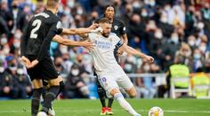 Barcelona se protrápila k výhře, Real zachránil aspoň bod v závěru