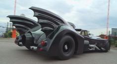 Batmobil zaparkoval na Moravě! Za 10 milionů se v něm projedete