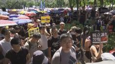 VIDEO: V ulicích Hongkongu opět propukly masivní protesty