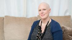 Těhotná odmítla chemoterapii, aby chránila dítě. Skončilo to tragicky