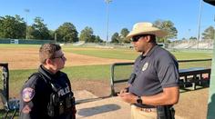 Baseballistu zasáhla zbloudilá kulka do hrudi. Zápas se nedohrál