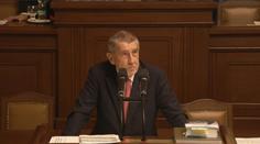 Babiš popřel, že má střet zájmů. Když mluvil o synovi, rozplakal se