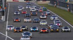 Nejlepší závodění na okruhu v Mostě - GT4 Central European Cup
