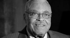 Zemřel proslulý herec James Earl Jones. Diváci ho milovali ve Hvězdných válkách