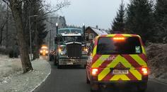 Vánoční strom už míří na Staroměstské náměstí. Rozsvítí se v sobotu