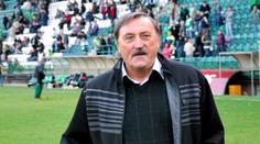 Panenka vařil panenku. Vršovická legenda pomohla nasytit policisty