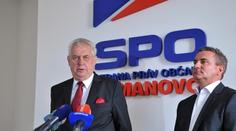 Zeman dotahuje Fischera, podle průzkumu by získal přes 18 procent hlasů