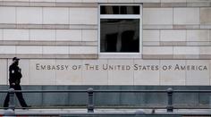 Záhadnou nemoc diplomatů hlásí už i z Berlína. USA podezírají Rusko