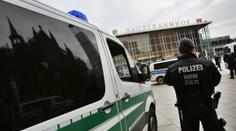 Zátarasy a tisíce policistů: Útoky na Silvestra už v Kolíně nedopustí