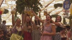 Oktoberfest slavnostně začal. Přijel i německý kancléř
