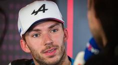 Unikátní počin francouzského jezdce. Gasly z Alpinu přepsal historii