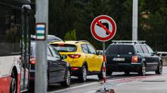 České křižovatky pod dohledem senzorů. Chytré oko odhalí problémy na silnicích