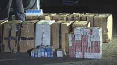 Přemýšleli, jak přes hranice dostat cigarety. Pašeráci použili katapult!