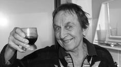 Zemřel tanečník a mim Jaroslav Čejka. Dožil s urnou své milované maminky