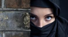 DĚSIVÉ VIDEO: Takhle si bojovníci ISIS vybírají sexuální otrokyně!