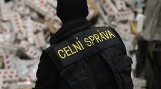 Korupce na celnici? GIBS stíhá dvě ženy, které ovlivňovaly řízení!